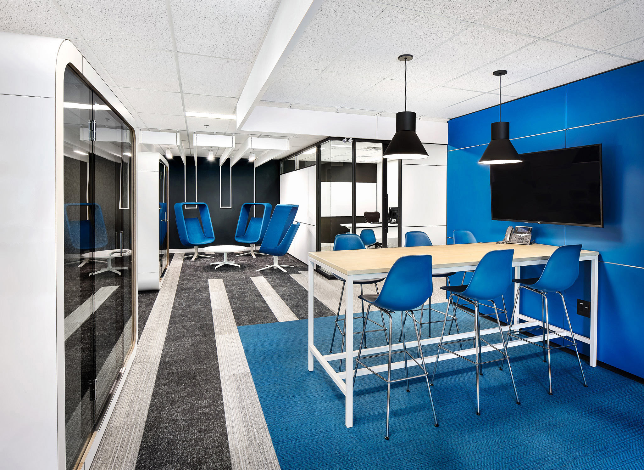 Open Workspace Variations In Modern Office